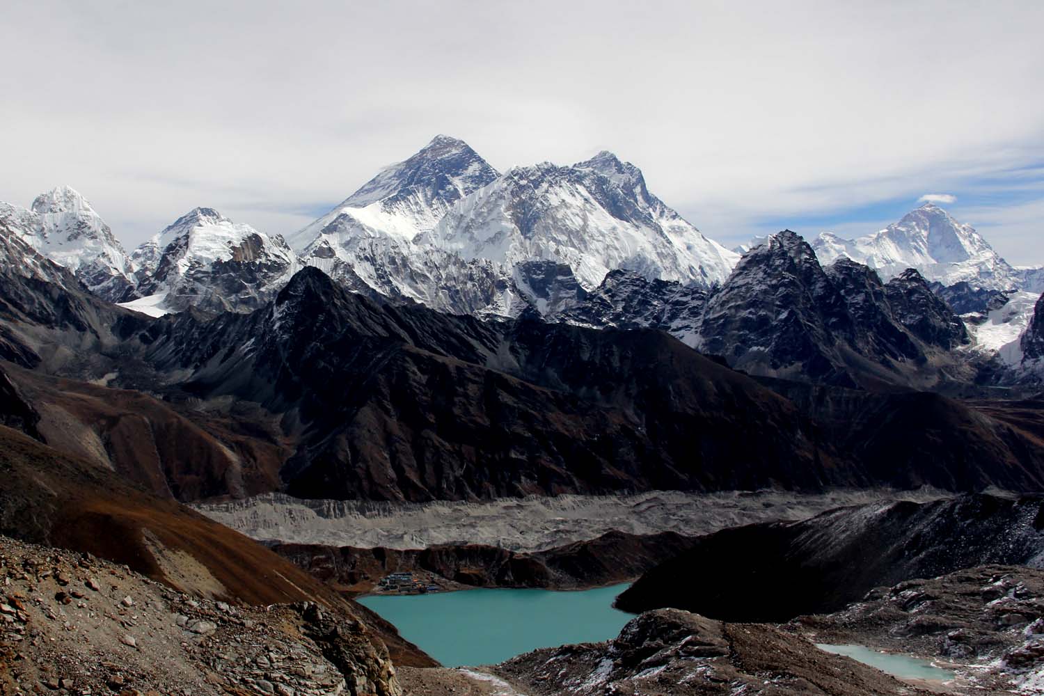 Everest-Gokyo-Trekking ueber das Amadablam Basislager